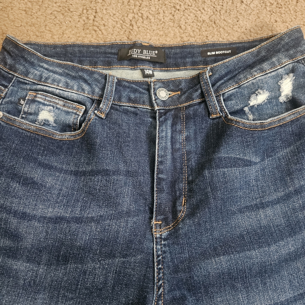 Judy Blue Dark Wash Flare Jeans/Bootcut - Picture 4 of 7